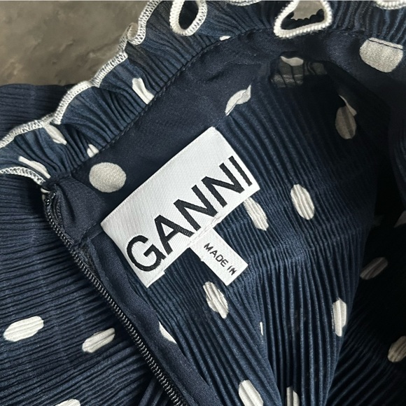 GANNI Navy Polka Dot Ruffle Blouse SIze 36 - Picture 8 of 8